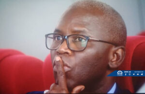 World Bank Delegation discussing with Tigrai IRA Cabinet