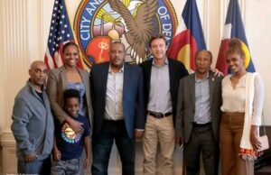 ፕረዝደንት ግዝያዊ ምምሕዳር ትግራይ ጌታቸው ረዳ ምስ ከንቲባ ዴንቨር ማይክ ጆንስተንን ከንቲባ ነበር ዊሊንግቶን ዌብንን ተራኺቦም ከምዝዘተዩ ተገሊፁ።