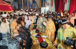 የትግራይ ኦርቶዶክስ ተዋህዶ ቤተ ክርስትያን የመንበረ ሰላማ ከሳቴ ብርሃን ከፍተኛ ቤተ ክህነት ለስድስት ኤዺስ ቆዸሳት ሢመት ሰጠች።