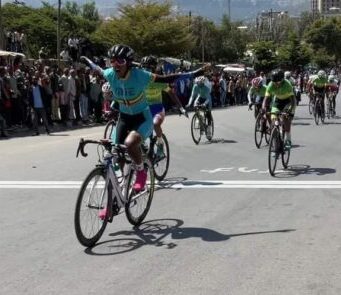 ብምኽንያት በዓል መስቀል ኣብ ከተማ ዓዲግራት ይካየድ ኣብ ዘሎ ቅድድም ብሽክሌታ