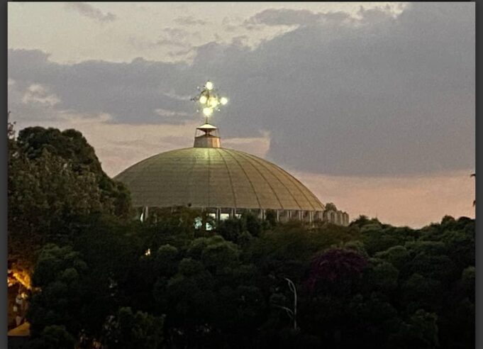 ليلة لا تُنسى: أكسوم تنبض بالحياة عشية “حدار تسيون”