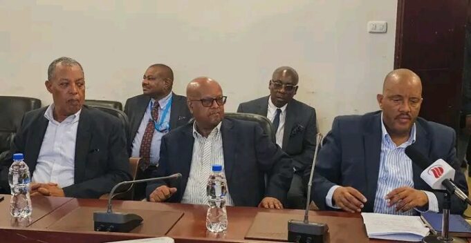 #الرئيس غيتاتشو يحث على اتخاذ إجراءات حيث يواجه العائدون في تسلمتي وجنوب تيغراي تهديدات أمنية، بينما ينتظر النازحون في غرب تيغراي العودة بسبب عدم اكتمال اتفاقية بريتوريا