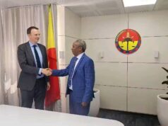 تفاقم محنة السكان النازحين في تيغراي في صلب المحادثات مع رئيس إدارة تيغراي المؤقتة خلال لقائه برئيس مكتب الأمم المتحدة لتنسيق الشؤون الإنسانية في إثيوبيا